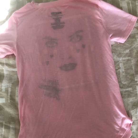 Harley Quinn T-Shirt - Picture 3 of 3